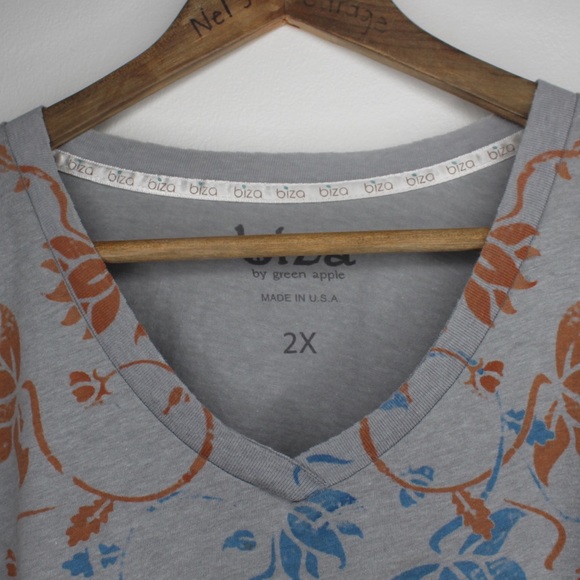 Preowned biza by green apple Short Sleeve Floral Scroll Printed Top 2X - Picture 3 of 7